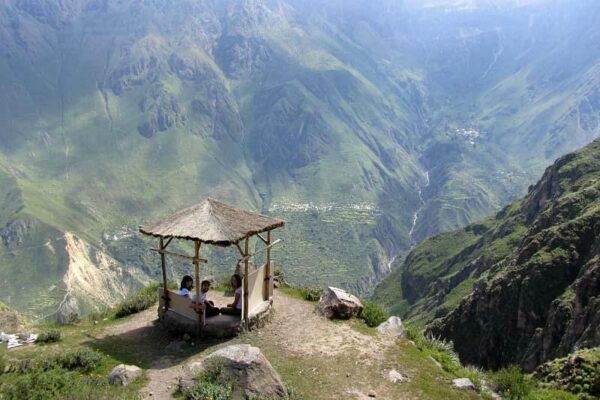 COLCA CANYON TREK 3 DAYS 2 NIGHTS