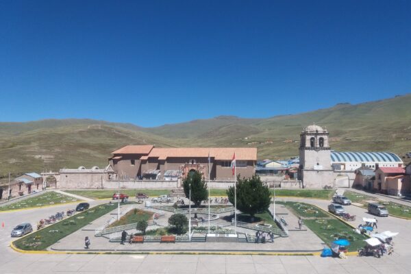NOT CONVENTIONAL TOUR WITH SOME SHORT TREKS COLCA CANYON 2 DAYS 1 NIGHT – OVERNIGHT IN HOMESTAY IN COPORAQUE